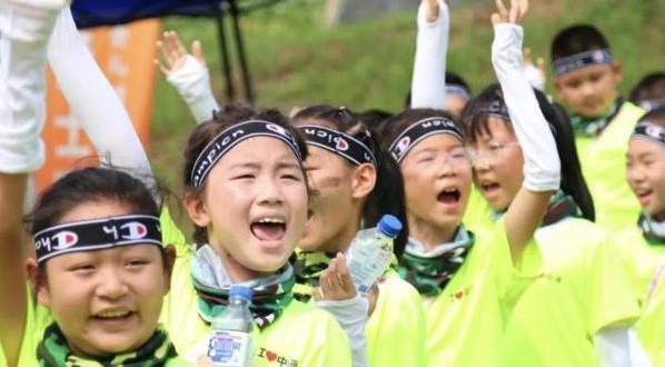 金猪配资 山野探险三天两夜，孩子挖土豆惊呼连连，成长秘密藏哪？